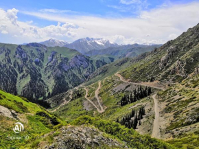 Yurt camp ALI-NUR at lake Song-Kol юрточный лагерь Али-Нур озеро Сон-Куль Сон-Куль Кыргызстан Нарын Kyrgyzstan Naryn